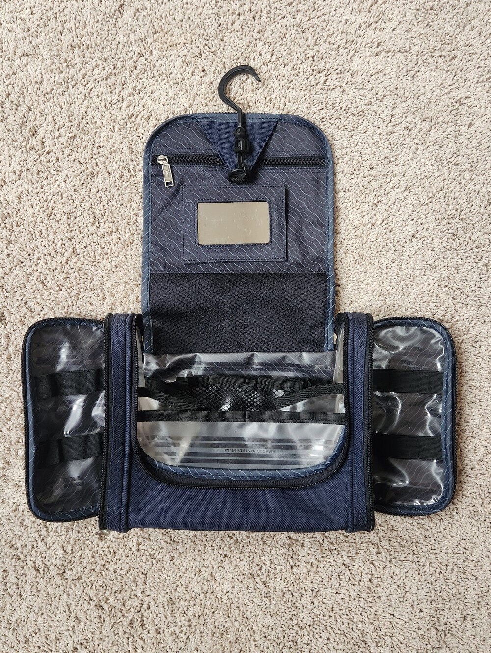 Ricardo Beverly Hills Travel Toiletries Bag Women Carry On Hanging Navy Blue